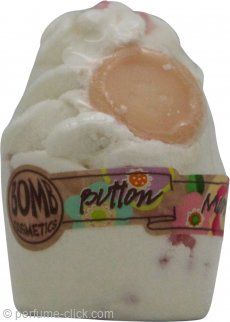 Bomb Cosmetics Button Moon Bath Mallow 50g
