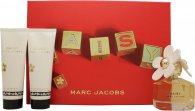 Marc Jacobs Daisy Gavesæt 50ml EDT + 75ml Body Lotion + 75ml Shower Gel.